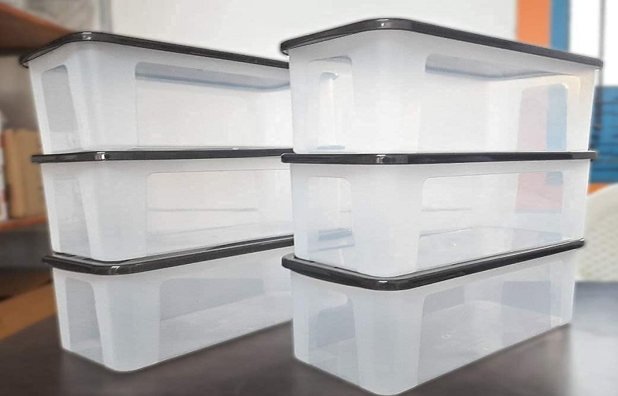 plastic storage containers